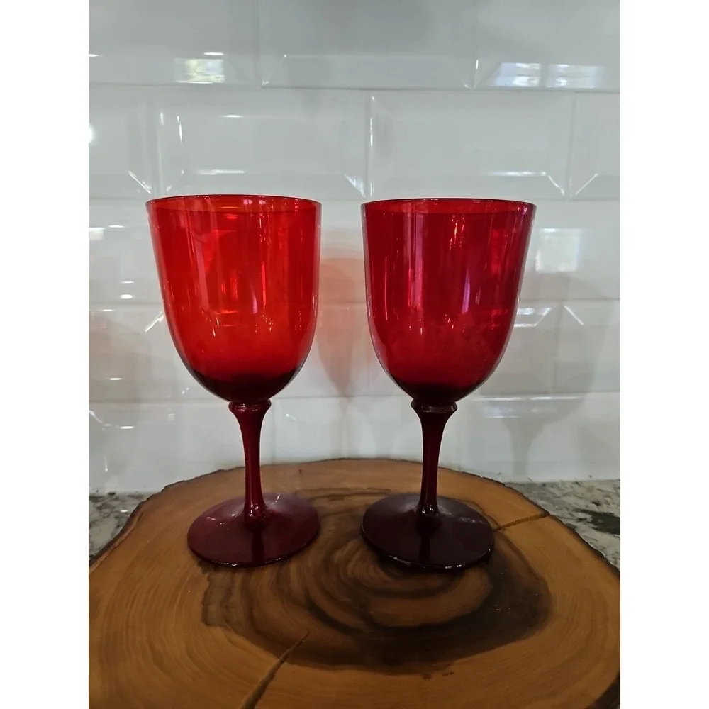 Martha‎ Stewart  Red Glassware Set 4 Piece 12 Ounce Red Goblets